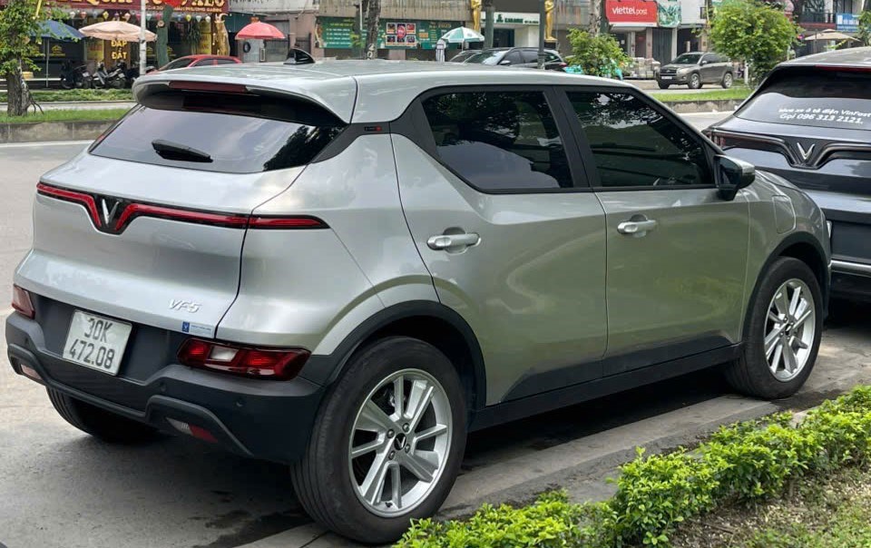 Audi A4 4-door sedan blue