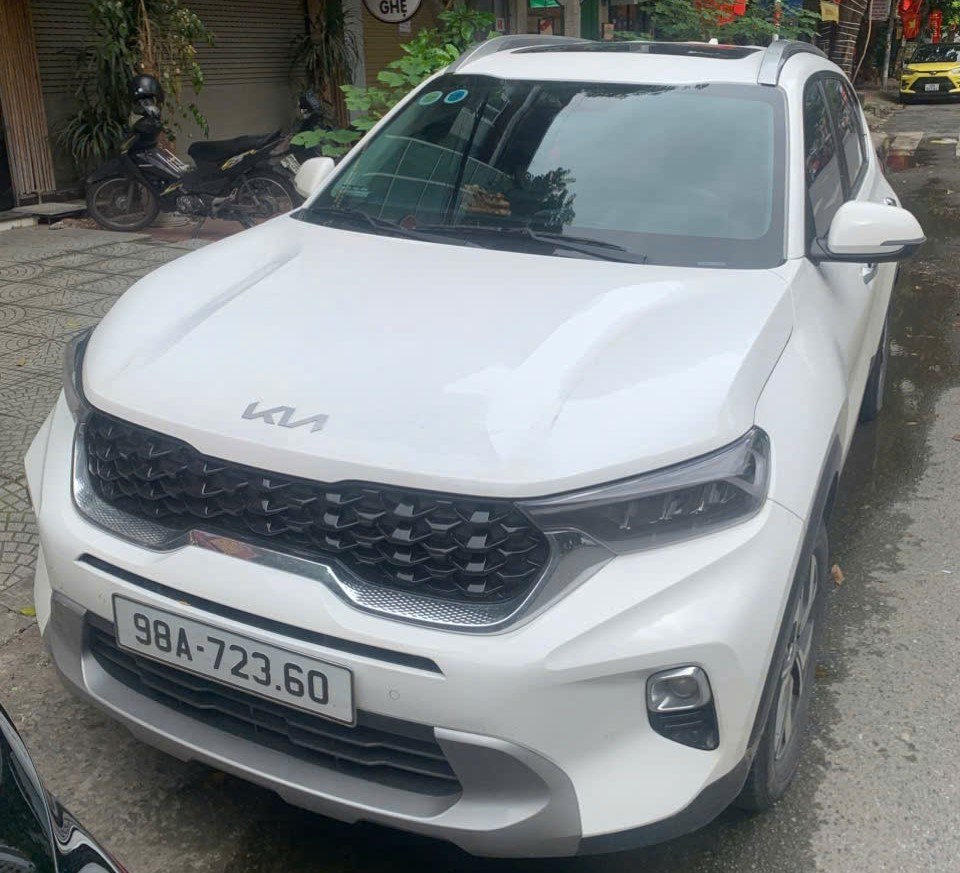 Audi A4 4-door sedan blue